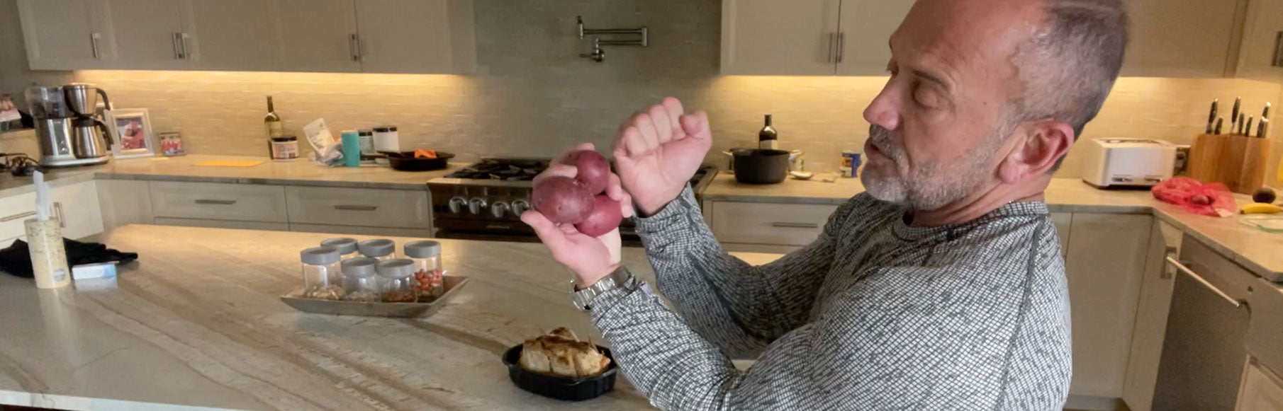 Use These 3 Diet Hacks to Instantly Figure Out How Much to Eat